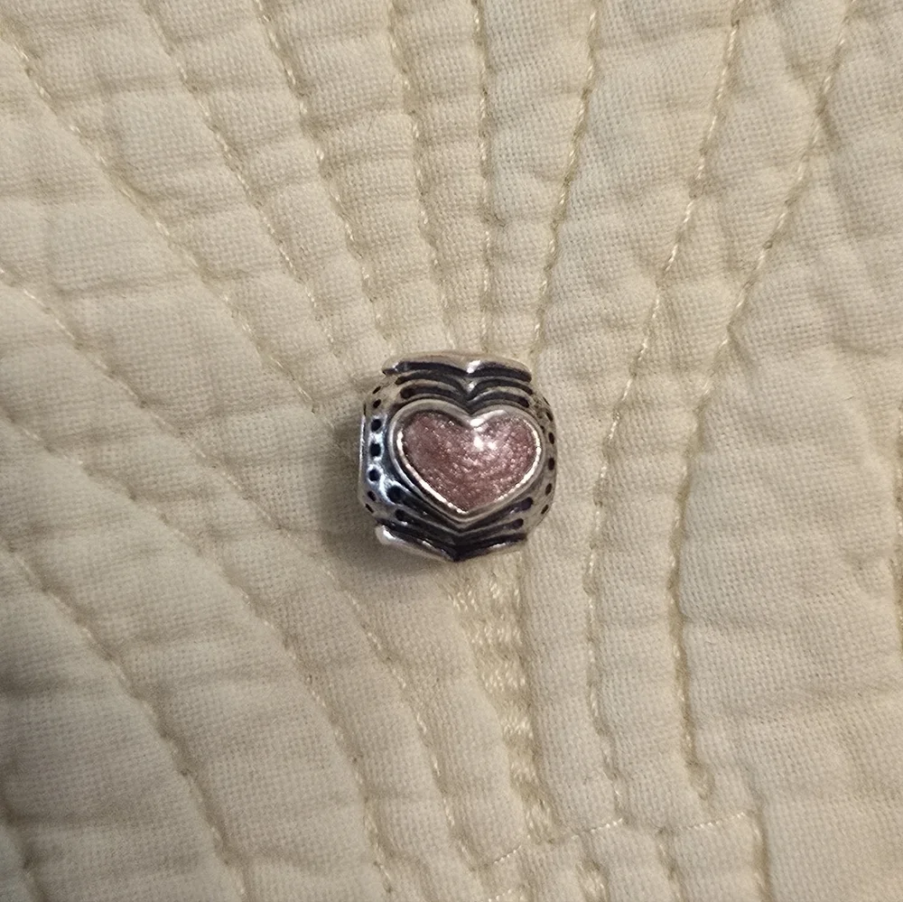 EUC Authentic Pandora Pink Enamel Boudoir Heart Charm, Retired Style